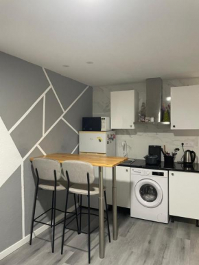 Estudio nuevo y moderno